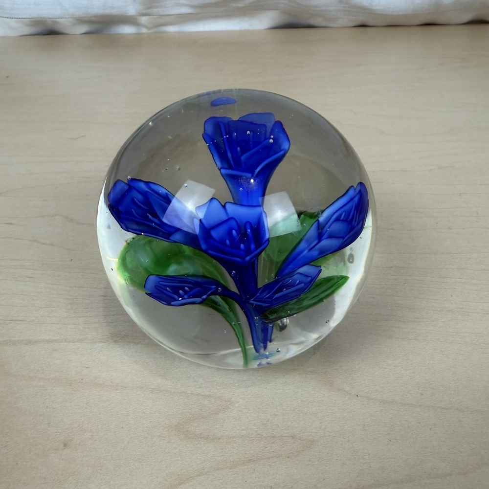 Art Glass Paperweight Flower Purple blue‎ Floral - Picture 6 of 9